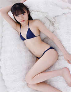 《美女被遭强图片视频-偷拍女人小便》