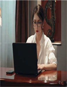 《诱受H嗯啊巨肉各种play-欧美人与交狗配图片》